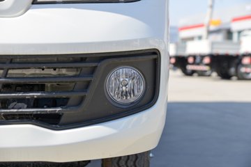ԽD3  1.6L 122 5 3.8׵ʽ΢ͼƬ