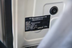 长安跨越者D3 豪华型 1.6L汽油 122马力 蓝黛5档 3.8米单排厢式微卡