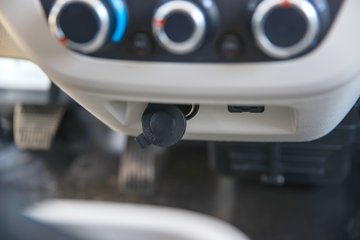 ������Խ��D3 ������ 1.6L���� 122���� ����5�� 3.8�׵�����ʽ΢��ͼƬ