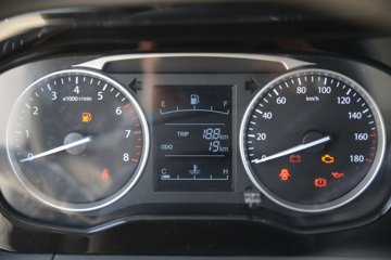 ������Խ��D3 ������ 1.6L���� 122���� ����5�� 3.8�׵�����ʽ΢��ͼƬ