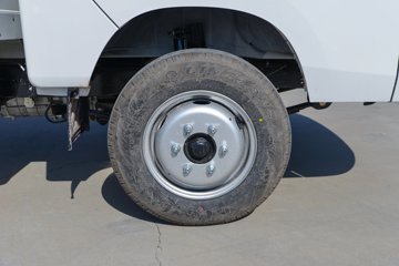 ������Խ��D3 ������ 1.6L���� 122���� ����5�� 3.8�׵�����ʽ΢��ͼƬ