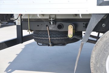 ������Խ��D3 ������ 1.6L���� 122���� ����5�� 3.8�׵�����ʽ΢��ͼƬ