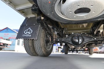 ������Խ��D3 ������ 1.6L���� 122���� ����5�� 3.8�׵�����ʽ΢��ͼƬ