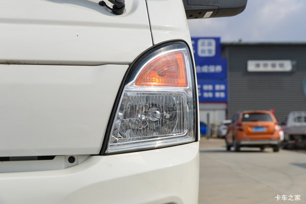 优惠0.1万 成都市跨越者D5载货车火热促销中