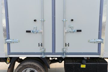 ������Խ��D5 1.6L���� 122���� 5�� 3.385���Ű���ʽ΢��ͼƬ