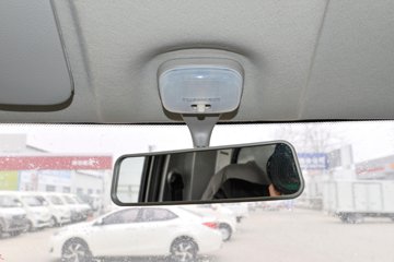 ������Խ��X1 1.6L���� 122���� 5�� 3.035�׵�����ʽ΢��(��˫̥)ͼƬ