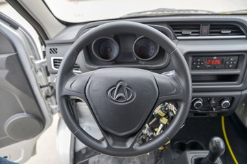 ������Խ��X1 1.6L���� 122���� 5�� 3.035�׵�����ʽ΢��(��˫̥)ͼƬ