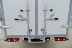长安跨越王X1 1.6L汽油 122马力 5档 3.035米单排厢式微卡(后双胎)