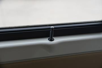 ������Խ ��Խ��V7 ������ 2022�� 122���� 1.6L���� 5�� ��ջ���(����)(�Կ���)ͼƬ