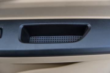 ������Խ ��Խ��V7 ������ 2022�� 122���� 1.6L���� 5�� ��ջ���(����)(�Կ���)ͼƬ