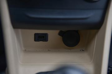 ������Խ ��Խ��V7 ������ 2022�� 122���� 1.6L���� 5�� ��ջ���(����)(�Կ���)ͼƬ