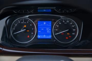 ������Խ ��Խ��V7 ������ 2022�� 122���� 1.6L���� 5�� ��ջ���(����)(�Կ���)ͼƬ