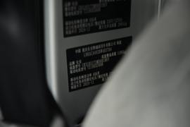 新豹T3 PLUS EV 电动载货车驾驶室图片