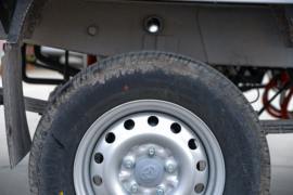 新豹T3 PLUS EV&nbsp;电动载货车底盘图片