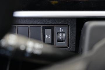 ���� ˧��S9 ��ҫ�� 2.5L���� 170���� ��ʿ��8�� 3.85���Ű������ῨͼƬ