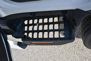 ���� ˧��S9 ��ҫ�� 2.5L���� 170���� ��ʿ��8�� 3.85���Ű������ῨͼƬ