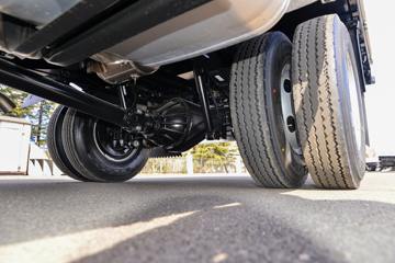 ���� ˧��S9 ��ҫ�� 2.5L���� 170���� ��ʿ��8�� 3.85���Ű������ῨͼƬ