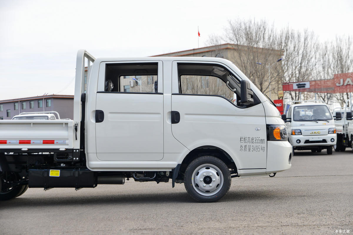 江淮恺达X6 122马力双排微卡 国六汽油动力 城配短途创富优选