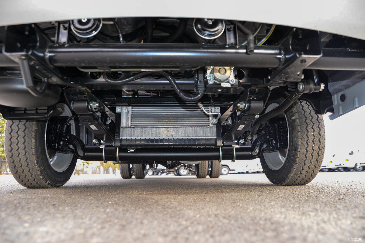 江淮恺达X6 122马力双排微卡 国六汽油动力 城配短途创富优选