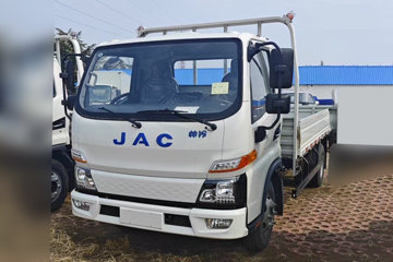 江淮 帅铃EV5 4.5T 4.22米 单排纯电动栏板轻卡81kWh