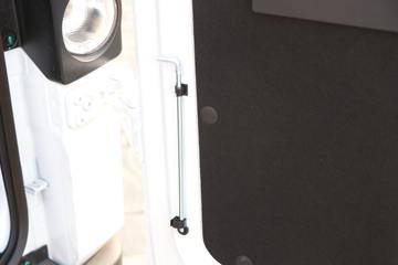 Զ�� ����V6F 2025�� 2.3T 4.845�� 6�����綯��� 46.08kWhͼƬ