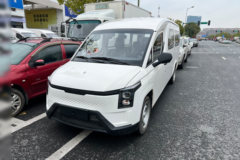 黄金仓 电动封闭厢货