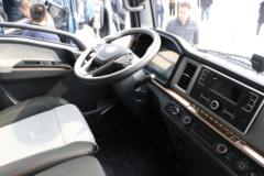 宇通轻卡 T5 雪龙版 气刹 4.08米单排纯电动冷藏车 深澜100.46kWh 宇通轻卡 T5 雪龙版 气刹 4.08米单排纯电动冷藏车 深澜100.46kWh