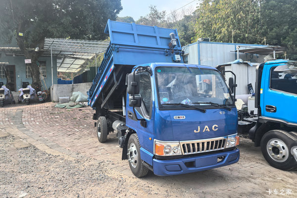 江淮 骏铃G3 2.5L柴油 137马力 4X2 万里扬8档  3.25米单排自卸车