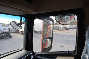  ŷGTL  530 6X4 LNGԶǣͼƬ