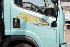 解放J6F 2.5L柴油 150马力 5档 4.2米单排栏板轻卡