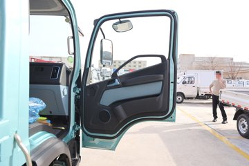 ���J6F 2.5L���� 150���� 5�� 4.2�׵��������ῨͼƬ