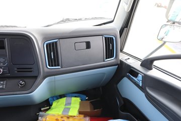 ���J6F 2.5L���� 150���� 5�� 4.2�׵��������ῨͼƬ