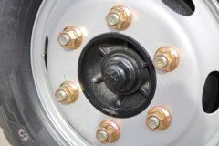 解放J6F 2.5L柴油 150马力 5档 4.2米单排栏板轻卡