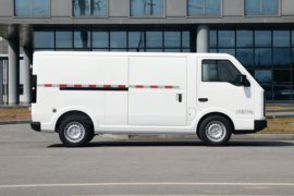 鑫源E3L&nbsp;电动封闭厢货外观图片