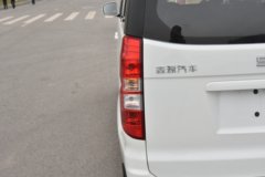 SRM鑫源 好运 2025款 实用型 6座 纯电动轻客 弗迪50.48kWh