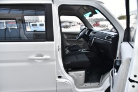 好运&nbsp;电动封闭厢货驾驶室图片