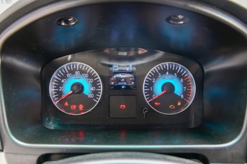 SRM��Դ�º�ʨX30L 2025�� �Ƹ��� 1.6L���� 123���� 2�� ��ջ���ͼƬ