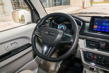 SRM��Դ�º�ʨX30L 2025�� �Ƹ��� 1.6L���� 123���� 2�� ��ջ���ͼƬ