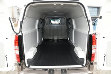 SRM��Դ�º�ʨX30L 2025�� �Ƹ��� 1.6L���� 123���� 2�� ��ջ���ͼƬ