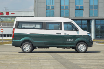 SRM��Դ �º�ʨX30L 2025�� �ھ��� 1.5L���� 110���� 6�� ����յ� ���ͼƬ