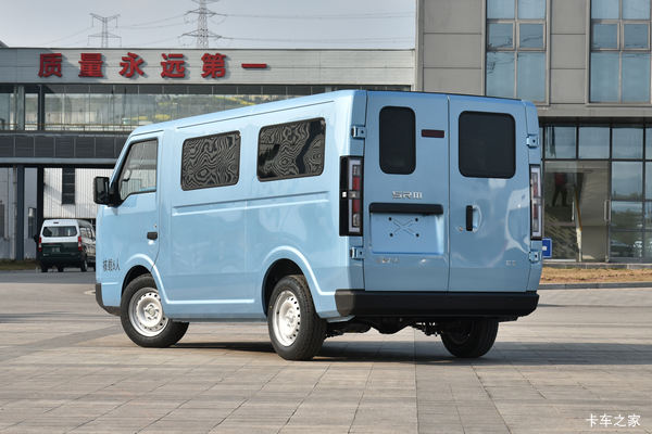 优惠0.3万 临沂市鑫源E3电动封闭厢货火热促销中 优惠0.3万 临沂市鑫源E3电动封闭厢货火热促销中