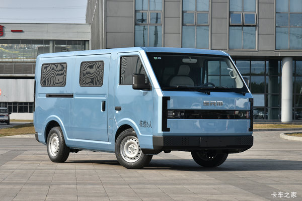 SRM鑫源E3 2025款 实用型 6座 纯电动轻客 弗迪42.336kWh