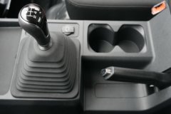 时代领航S1 2L CNG 127马力 东安5档 3.94米排半栏板式微卡