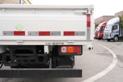 时代领航S1 2L CNG 127马力 东安5档 3.94米排半栏板式微卡