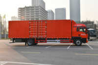 重汽豪沃 HOWO TX7 PRO 旗舰版 6.9L柴油 290马力 4X2 中国重汽10档 AMT自动档 9.6米厢式载货车