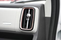 福田奥铃 智蓝EM 4.5T 3.8米单排纯电动栏板轻卡66.84kWh