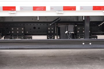 ������� ����EM 4.5T 3.8�׵��Ŵ��綯�����Ῠ66.84kWhͼƬ