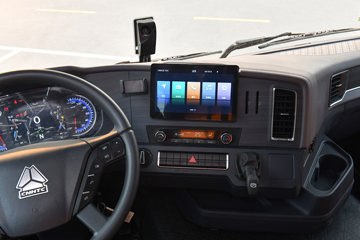 �й����� HOWO TX7 �콢�� 7.4L���� 330���� 4X2 �й�����12�� 6.8�ײ�դʽ�ػ���ͼƬ