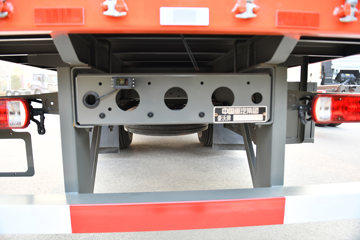 �й����� HOWO TX7 �콢�� 7.4L���� 330���� 4X2 �й�����12�� 6.8�ײ�դʽ�ػ���ͼƬ