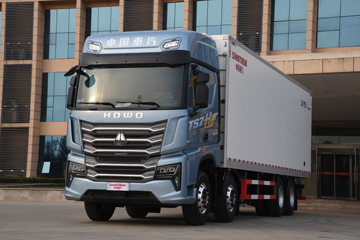 重汽豪沃 HOWO TS7 570马力 8X4 柴油 法士特16档 AMT自动档 9.6米冷藏车